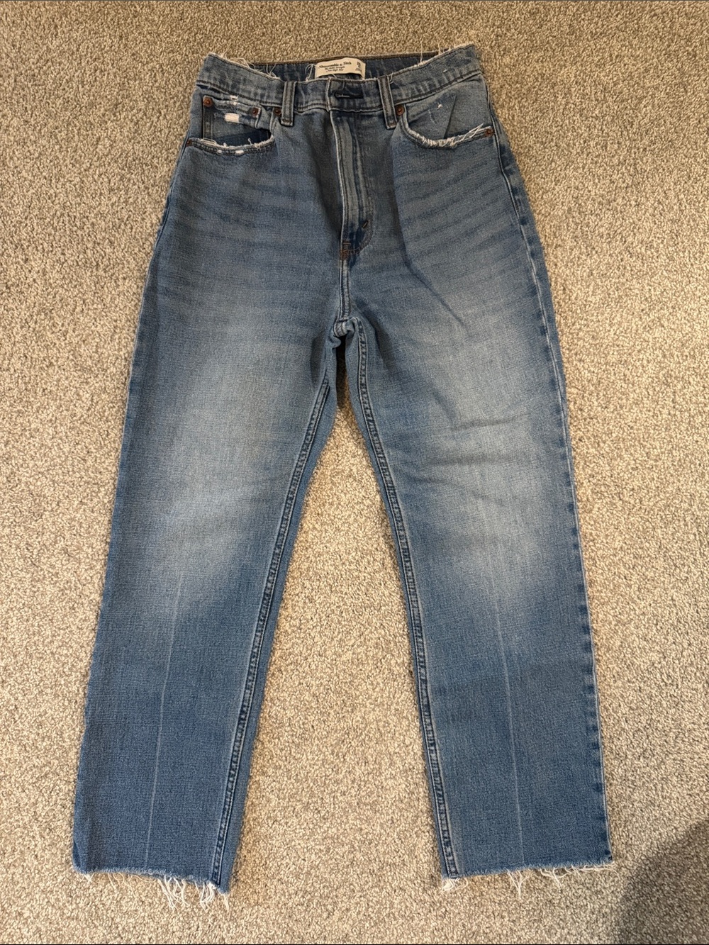 Abercrombie & Fitch The Ankle Straight High Rise Jeans